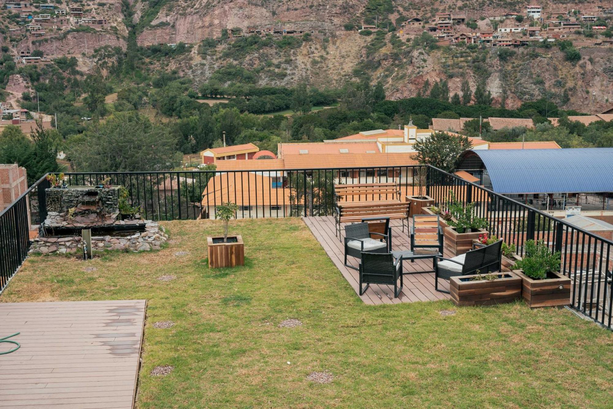 Hotel California Urubamba Exterior foto